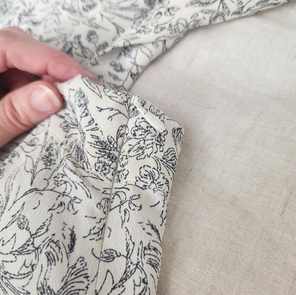 Backless Roe + May white/ivory and black floral maxi dress - Picture 6 of 9